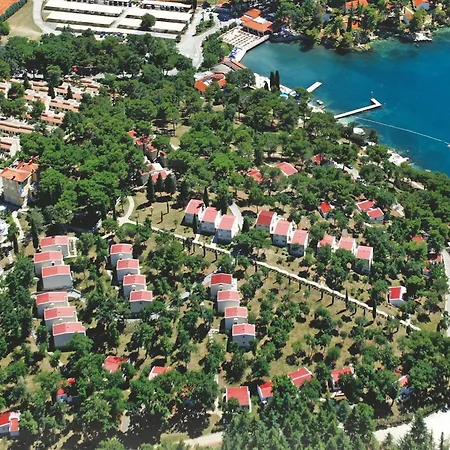 Luxury With A Microwave 2 5km From Historic * Porec